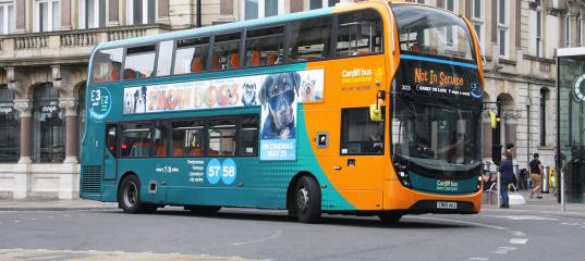 United Kingdom, Enviro 400 MMC № 303 - View photo — Worldwide bus ...